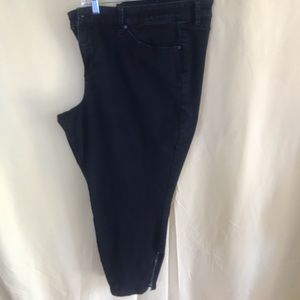 Black cropped ankle zip jeans